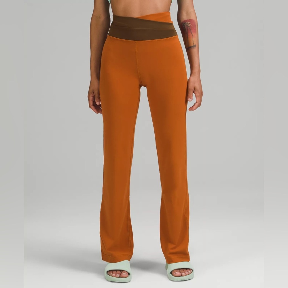 Lululemon groove pants